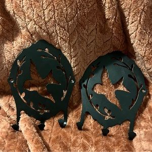 Black metal key hooks!